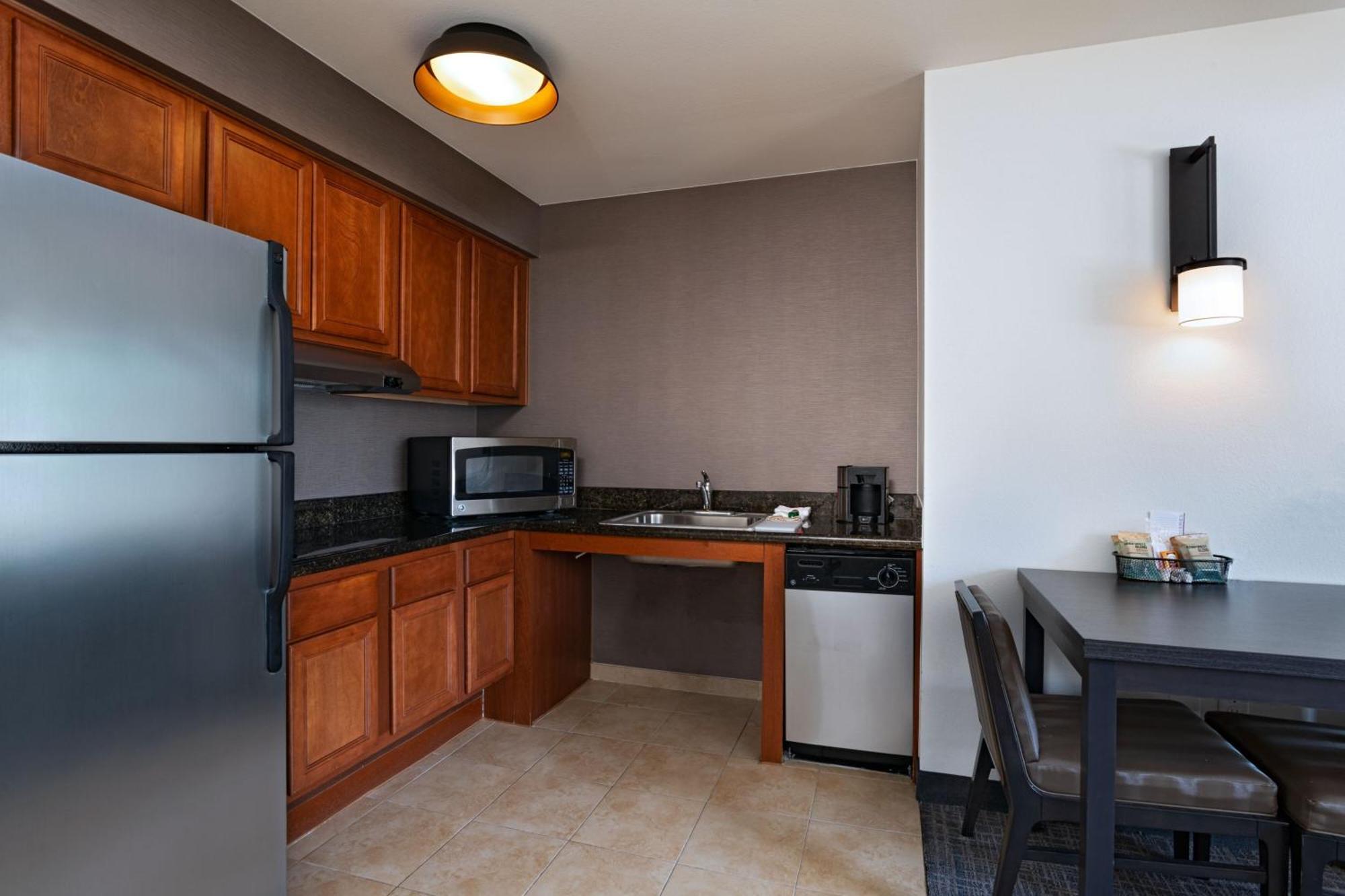 Residence Inn Бомонт Екстериор снимка