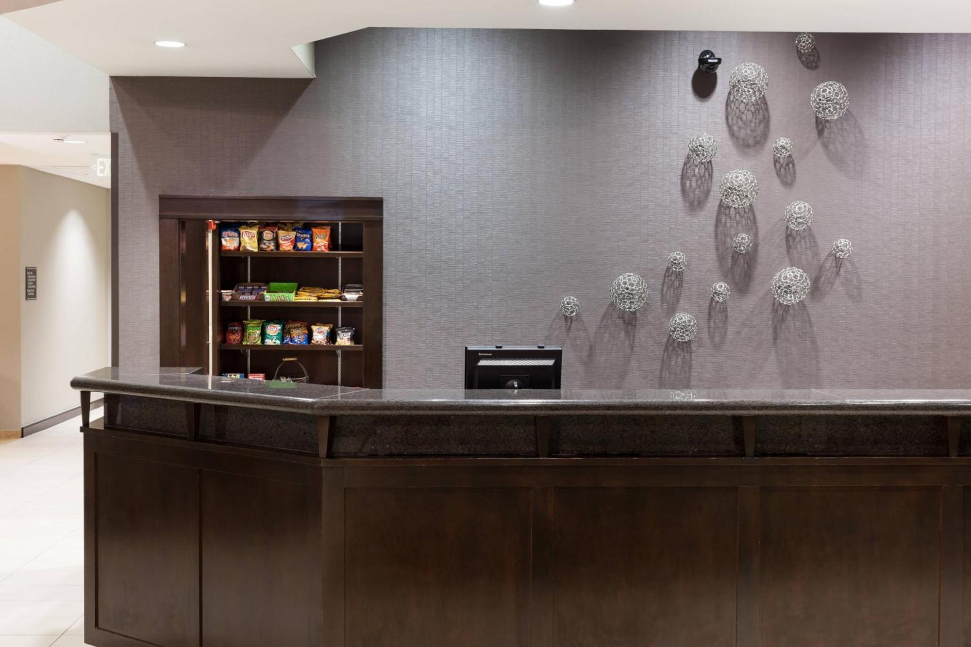 Residence Inn Бомонт Екстериор снимка