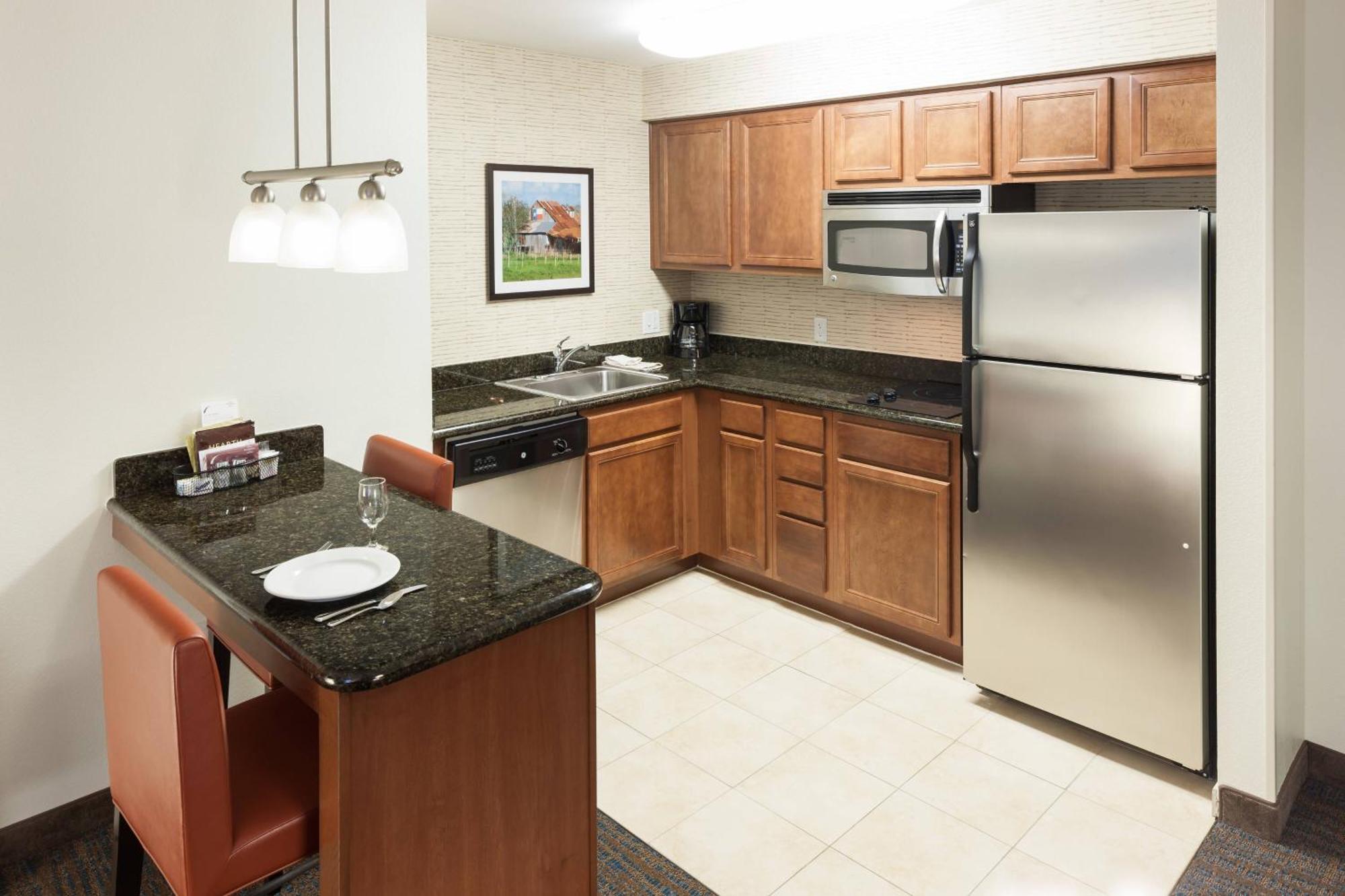 Residence Inn Бомонт Екстериор снимка