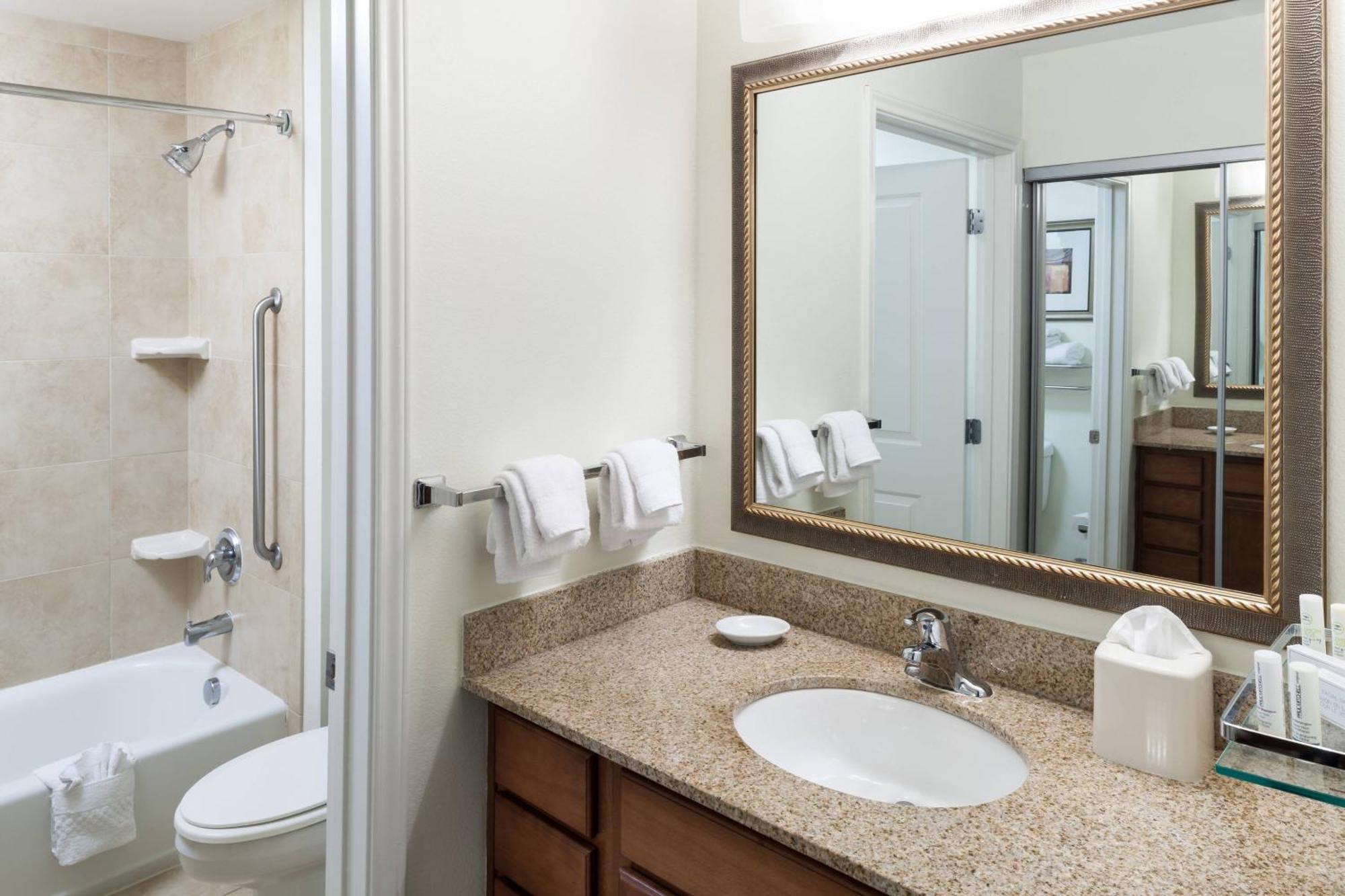 Residence Inn Бомонт Екстериор снимка